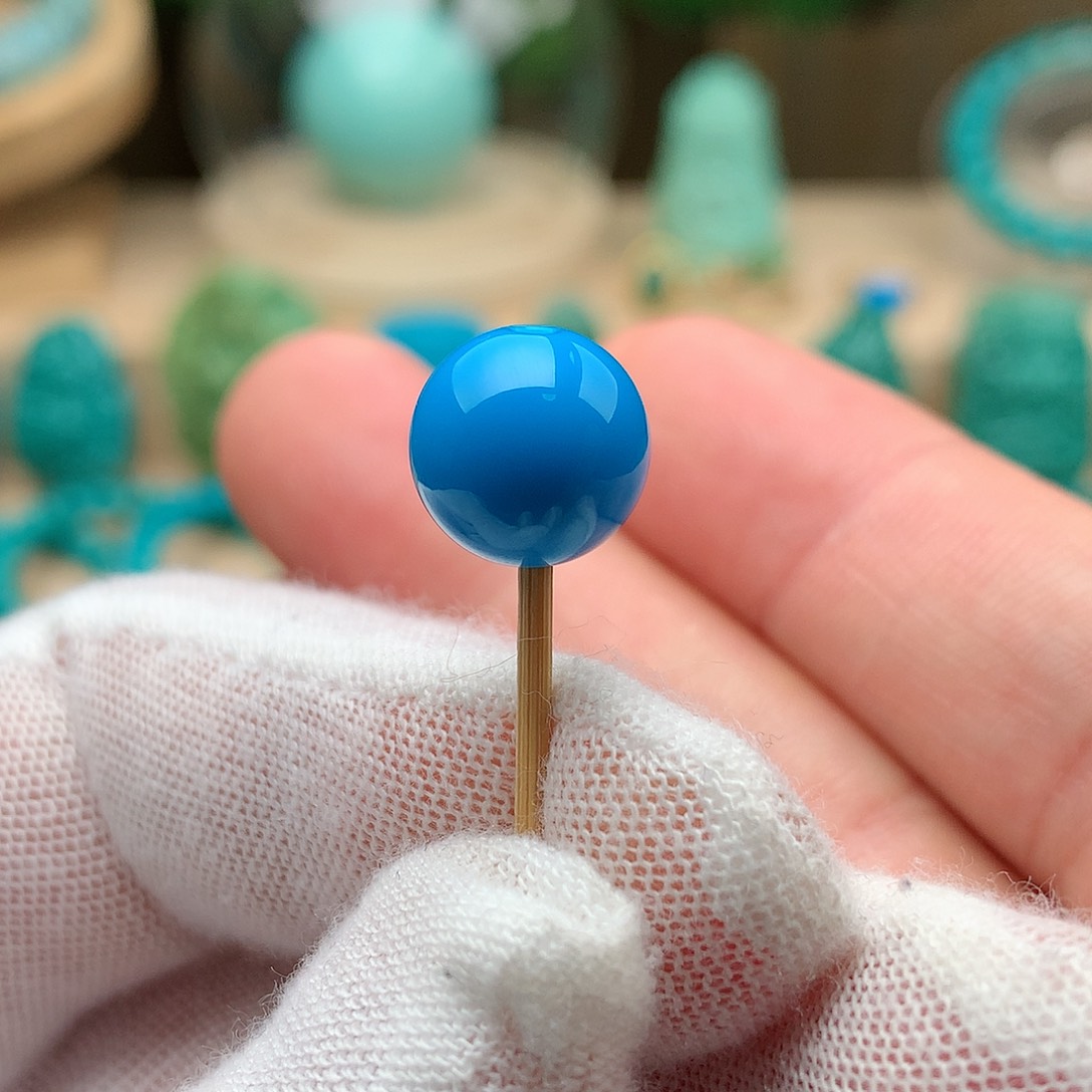 绿松石未镶嵌颈饰