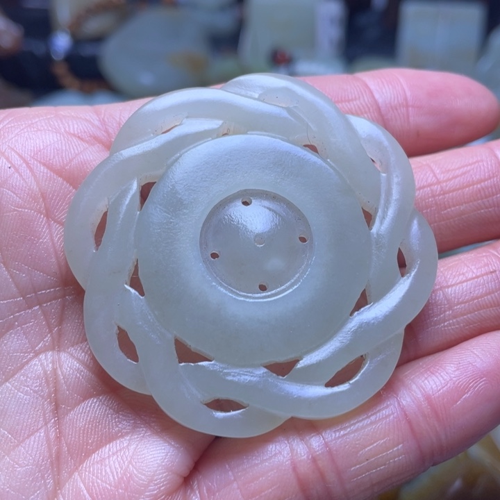 和田玉挂件未镶嵌