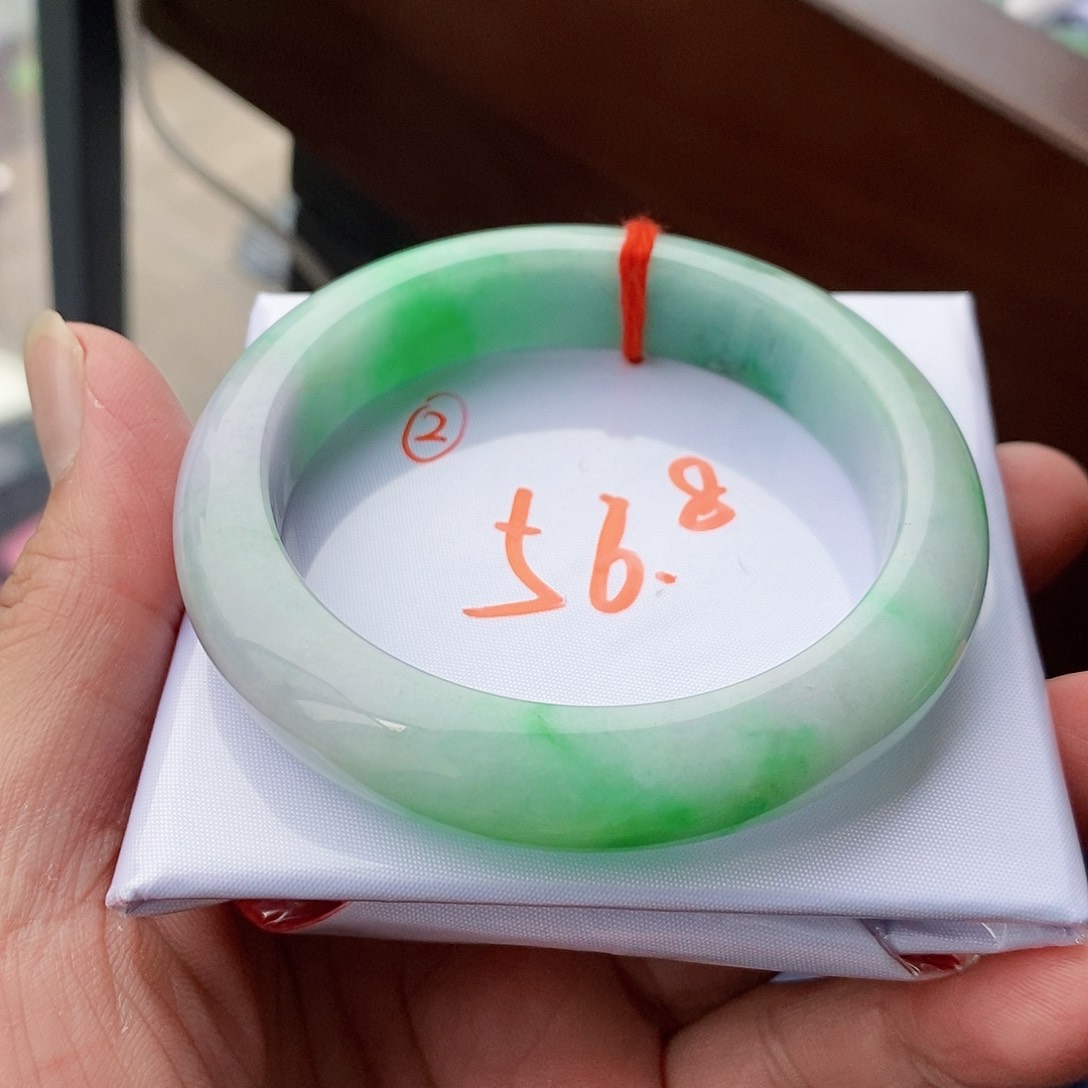 翡翠未镶嵌手镯2号链接