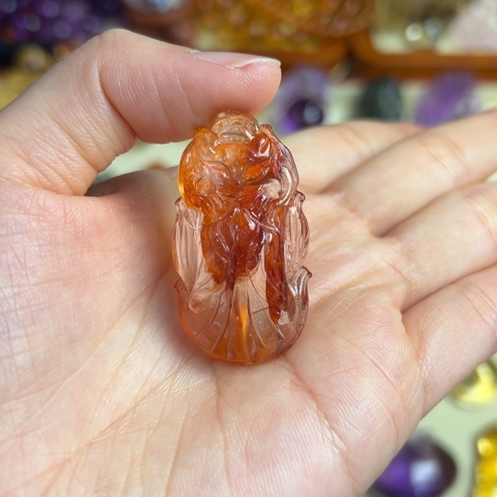 水晶吊坠(赠链)未镶嵌