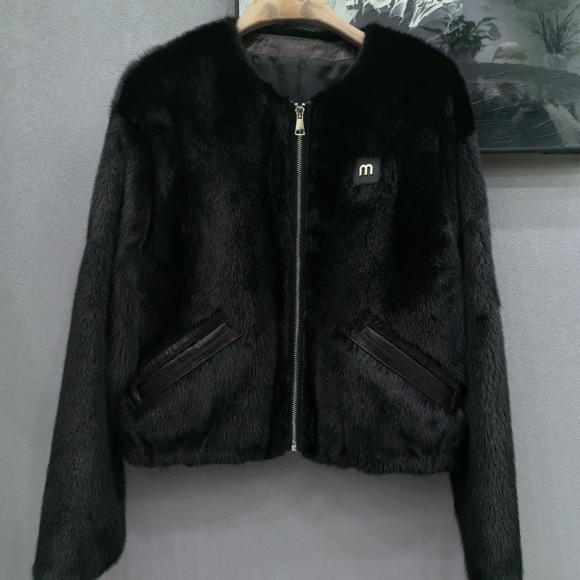 ZM26年新款设计圆领拉链常规款水貂外套8898