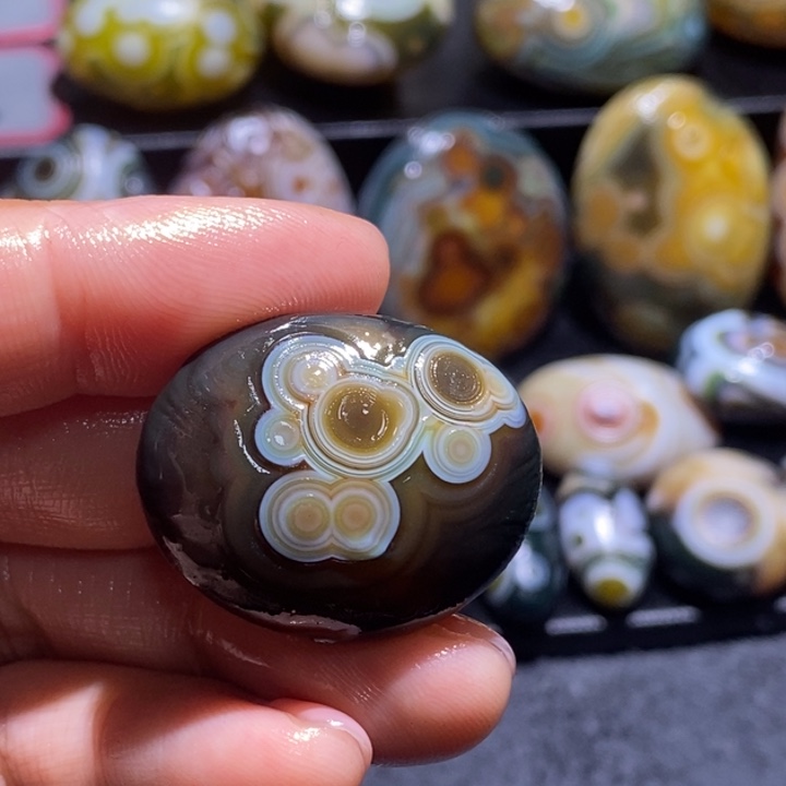 玛瑙/玉髓未镶嵌珠宝半成品67