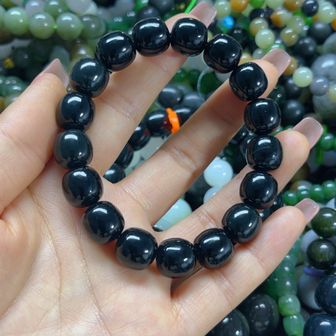 手链未镶嵌和田玉