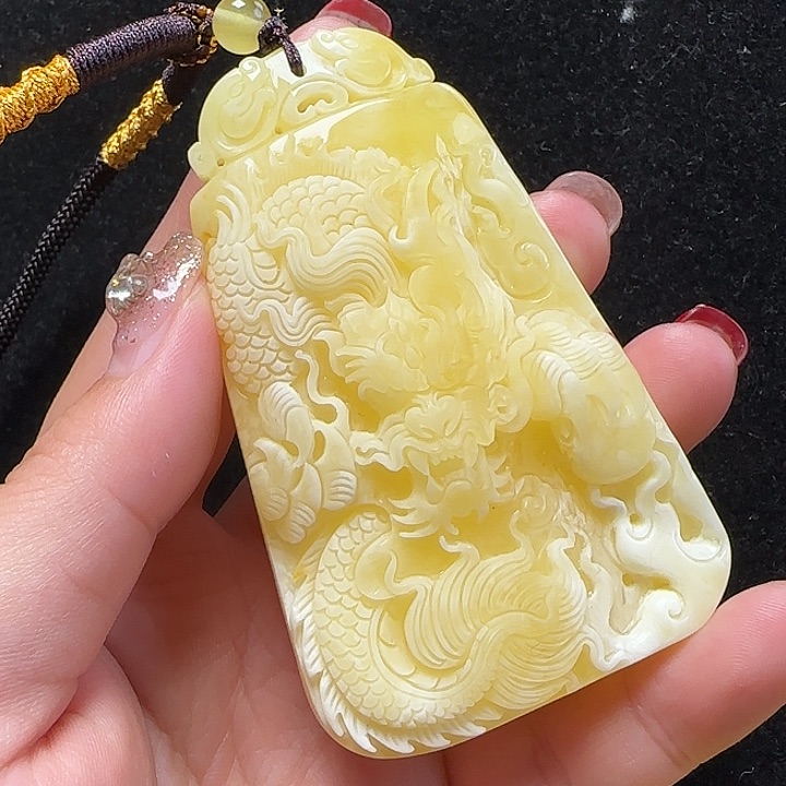 蜜蜡珠宝奇石未镶嵌