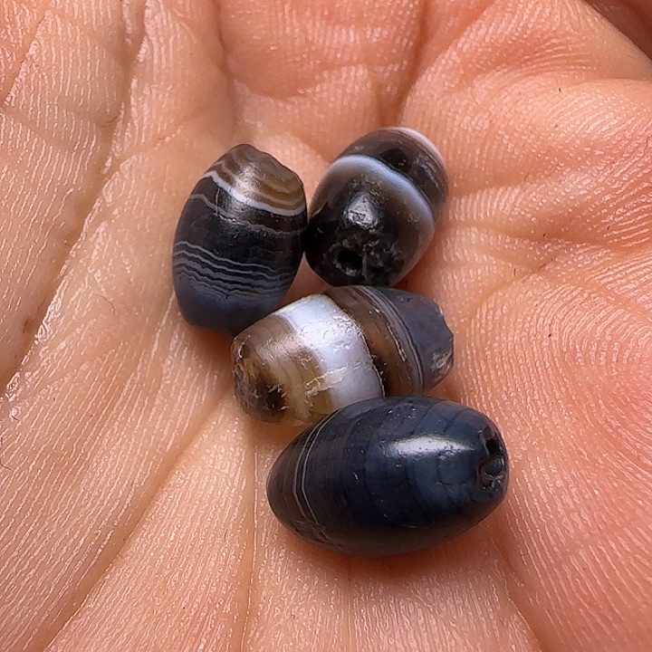 用***3玛瑙/玉髓未镶嵌颈饰