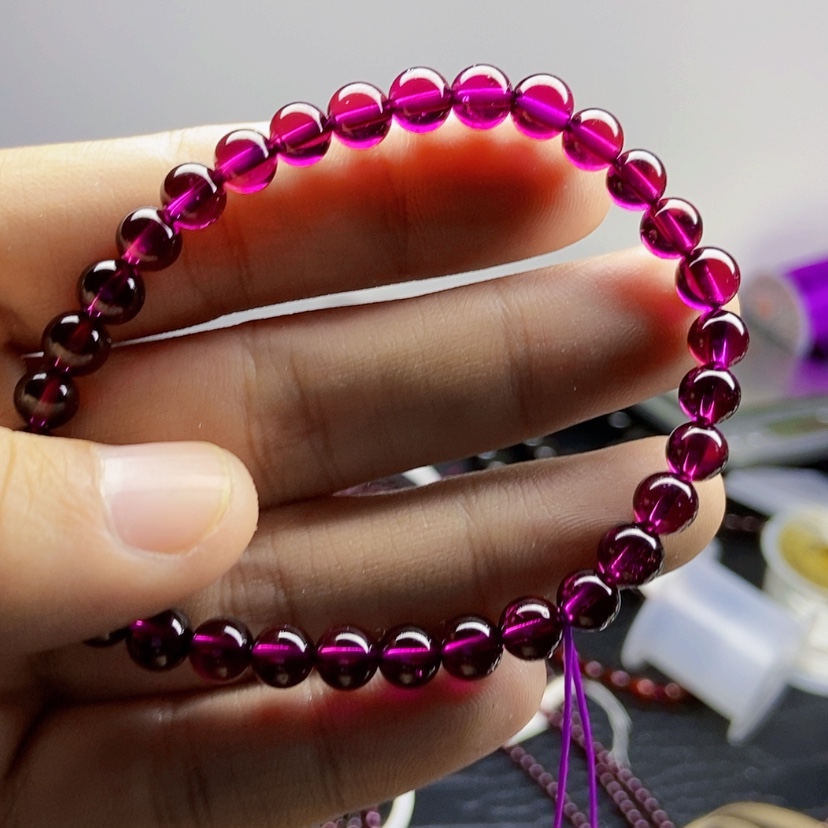 【闪购商品】石榴石（紫牙乌）手链未镶嵌