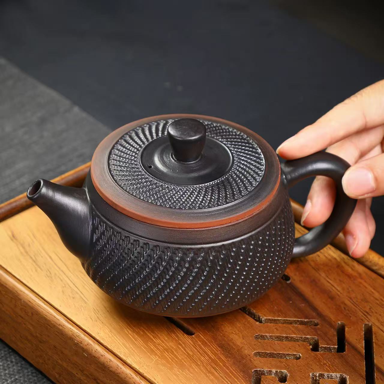 原矿紫陶跳刀汉瓦单壶凤鸣壶