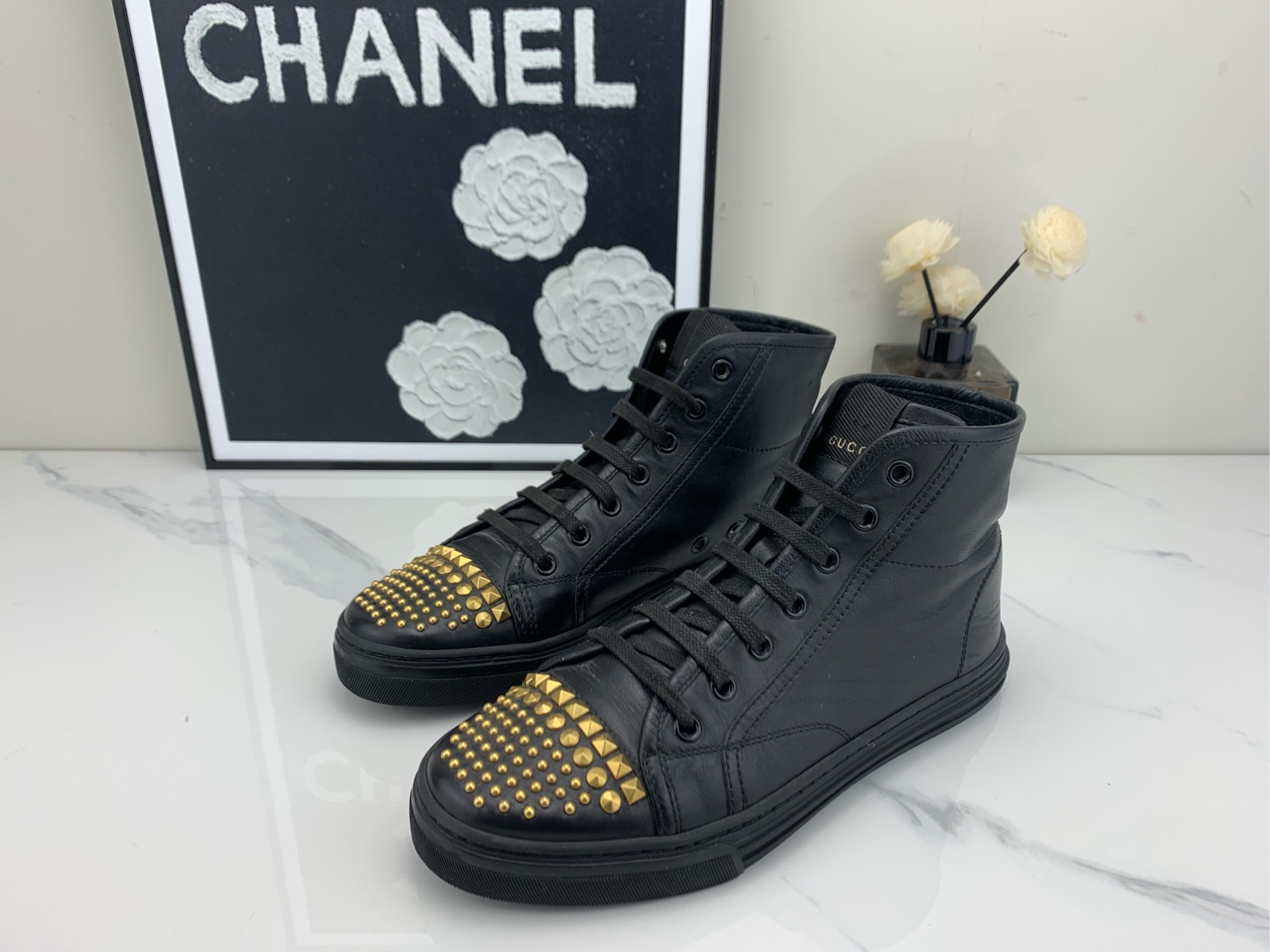 95新 GUCCI/古驰 Gucci古驰牛皮铆钉板鞋 36码/jm00799