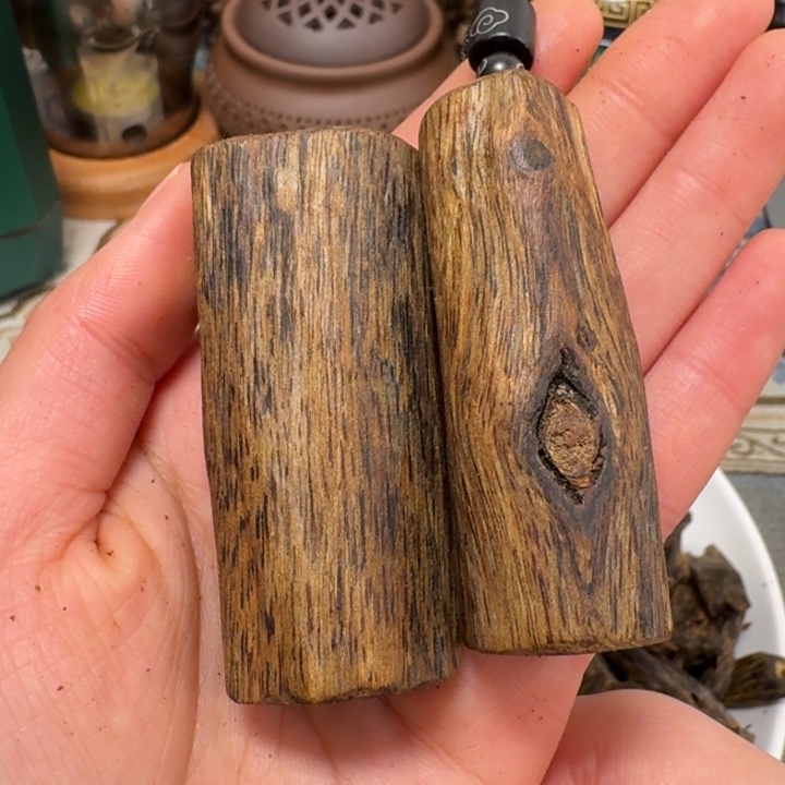 陈***也沉香沉香碎屑棋楠老白棋虫漏树心油块料37克