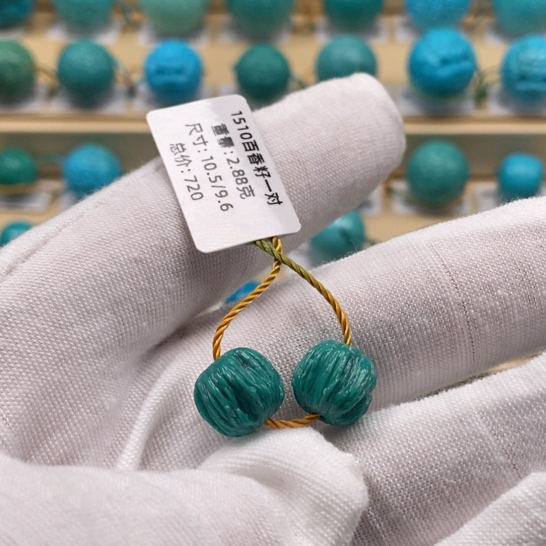 绿松石未镶嵌精品高瓷绿松石哦