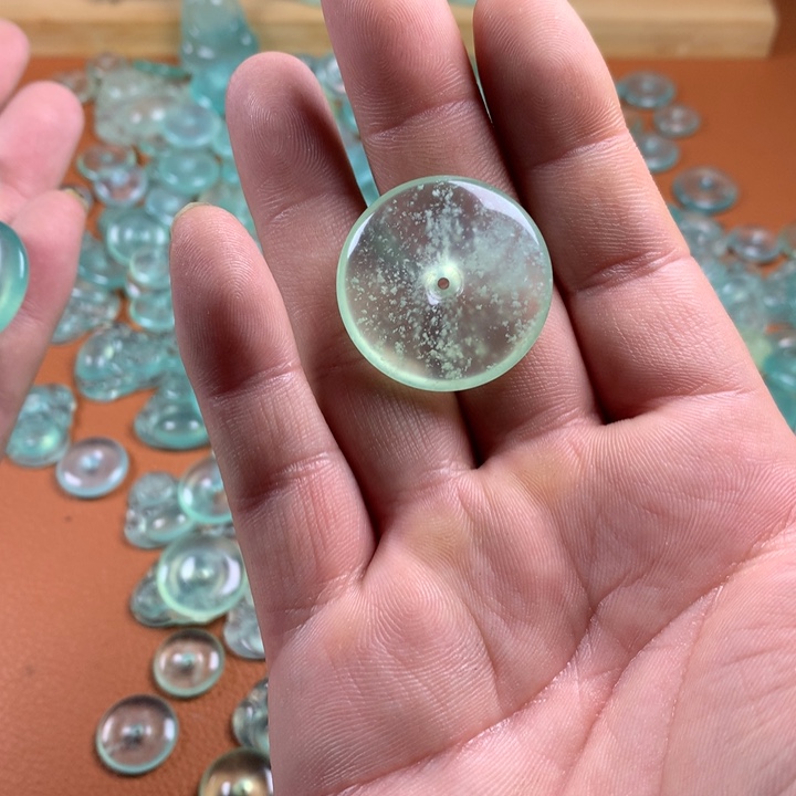 懒***觉蛇纹石玉未镶嵌吊坠