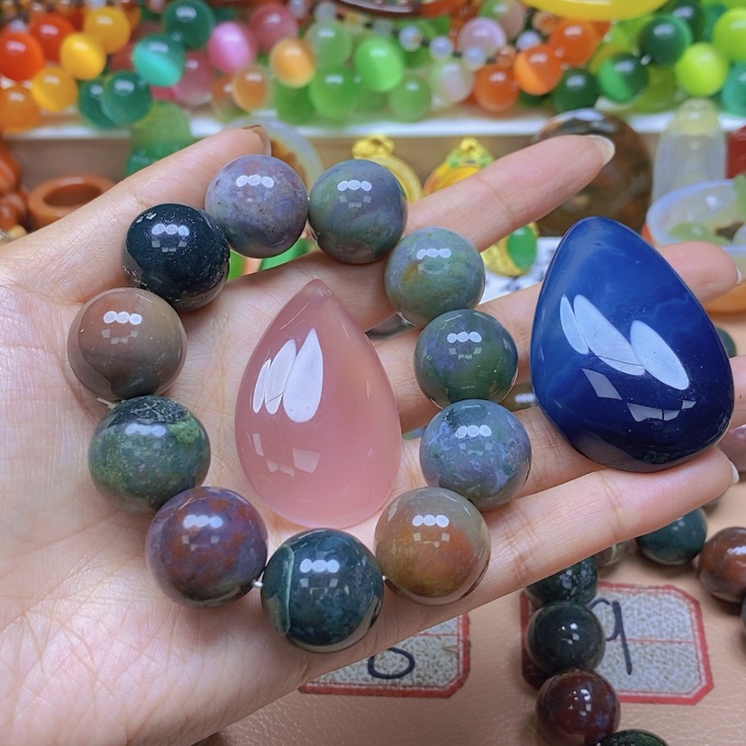 【闪购商品】玛瑙/玉髓颈饰未镶嵌困*包