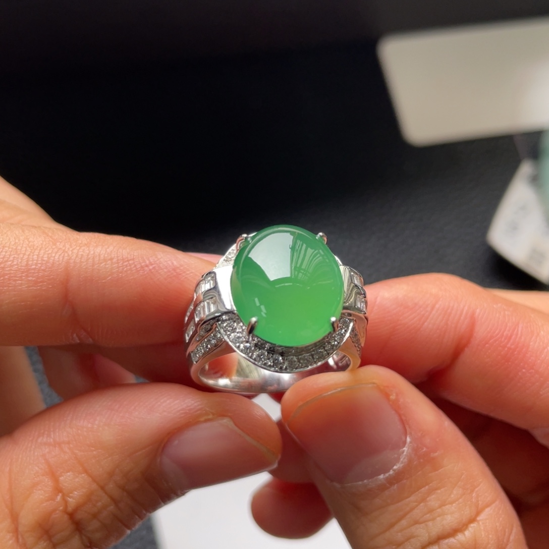 翡翠未镶嵌戒指翡翠蛋面戒指