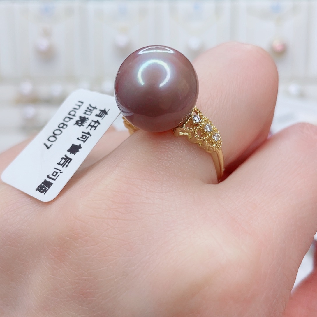 淡水珍珠吊坠(赠链)未镶嵌