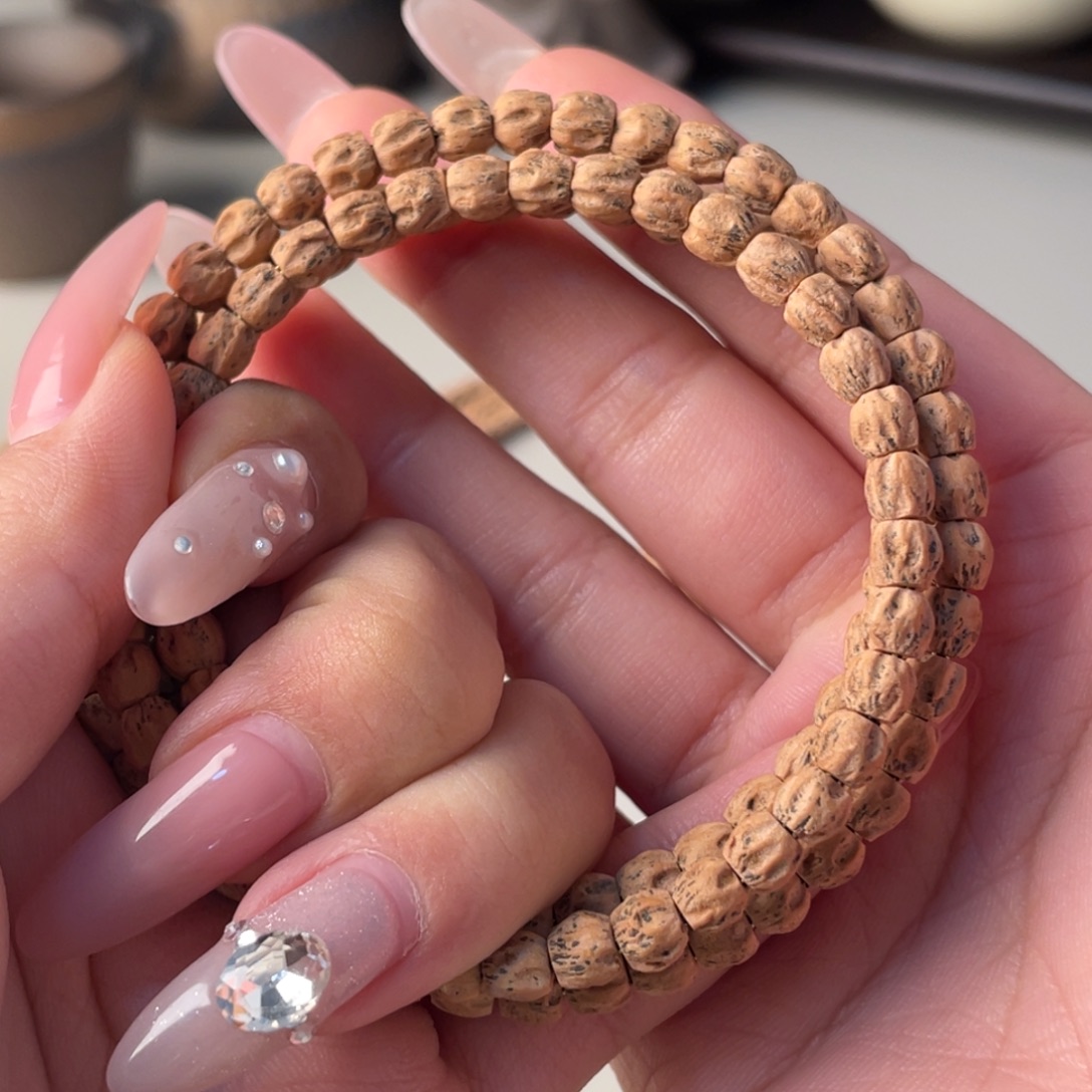 睡***了柏香籽/百香籽吊坠