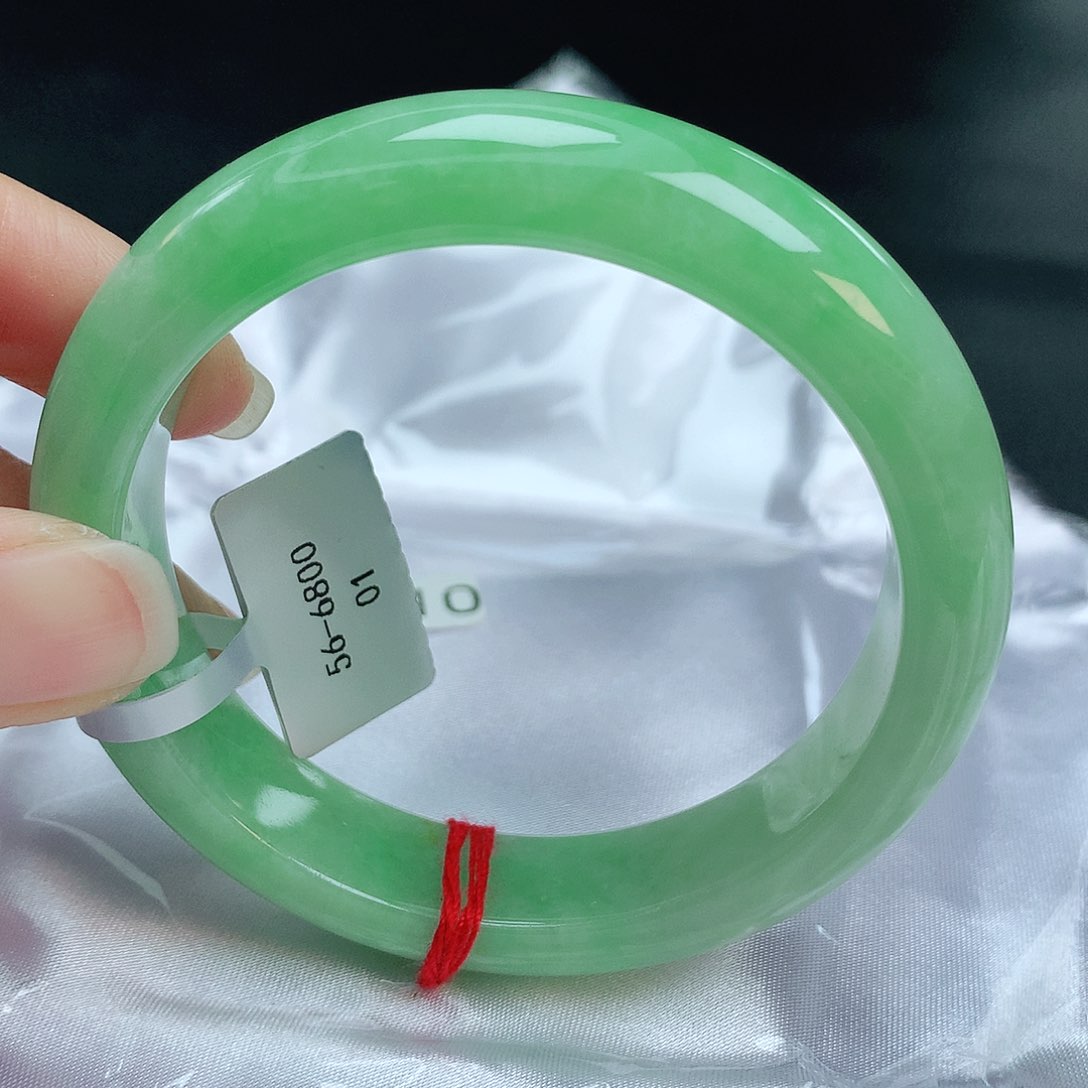 翡翠手镯未镶嵌缅甸天然A货翡翠手镯