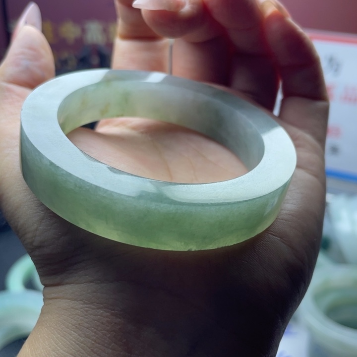 别***火定制翡翠未镶嵌缅A翡翠多样性发一