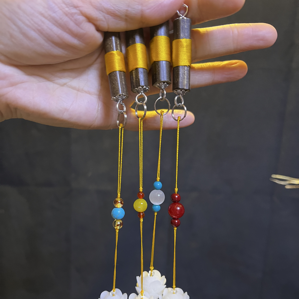 手工制作龙挂香吊坠