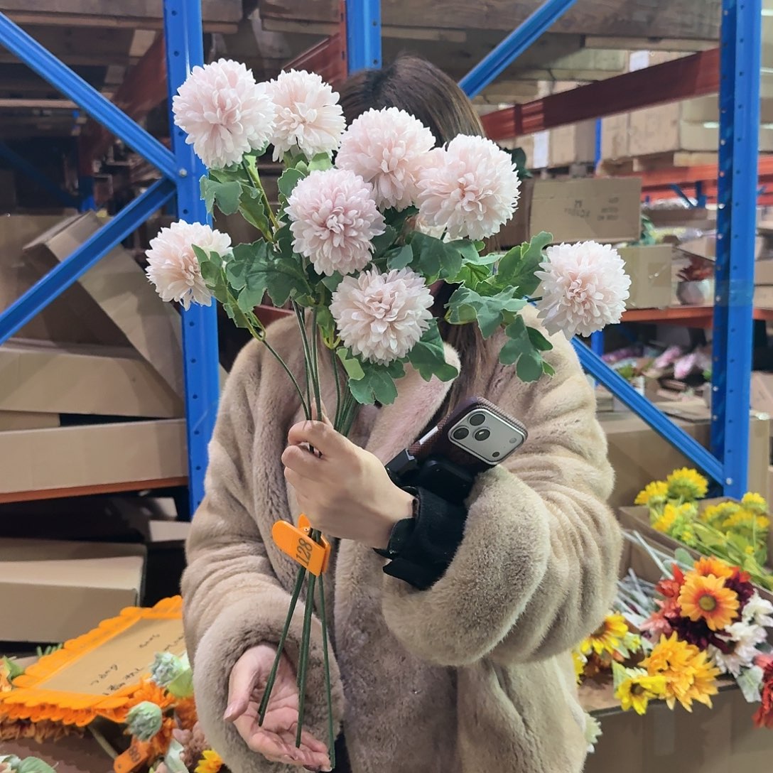 128号「闪购」仿真花，公主请下单