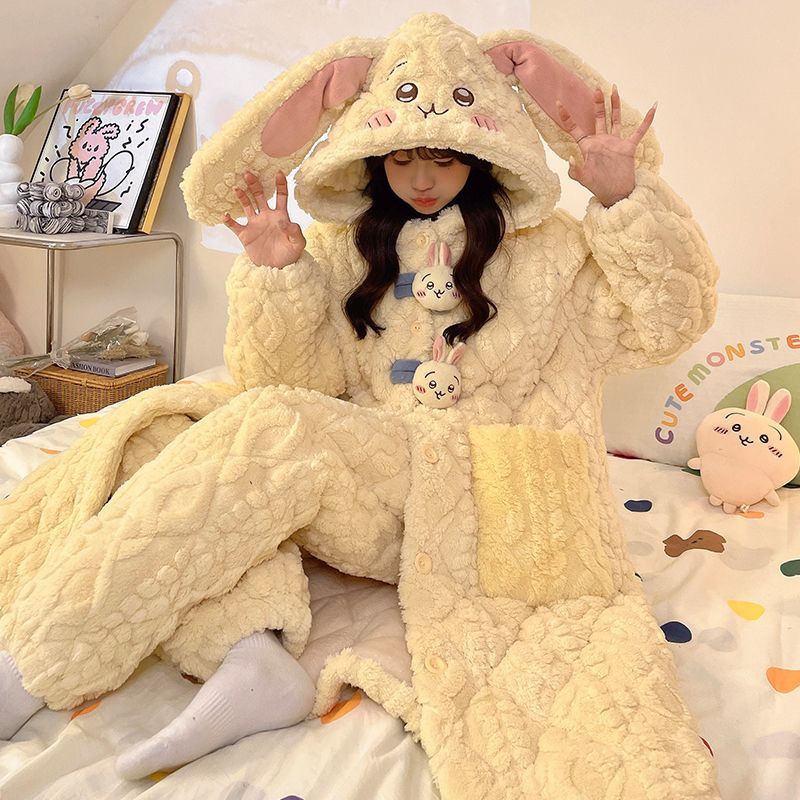 三层夹棉保暖睡袍女士冬季加绒加厚卡通乌萨奇连帽睡衣家居服套装