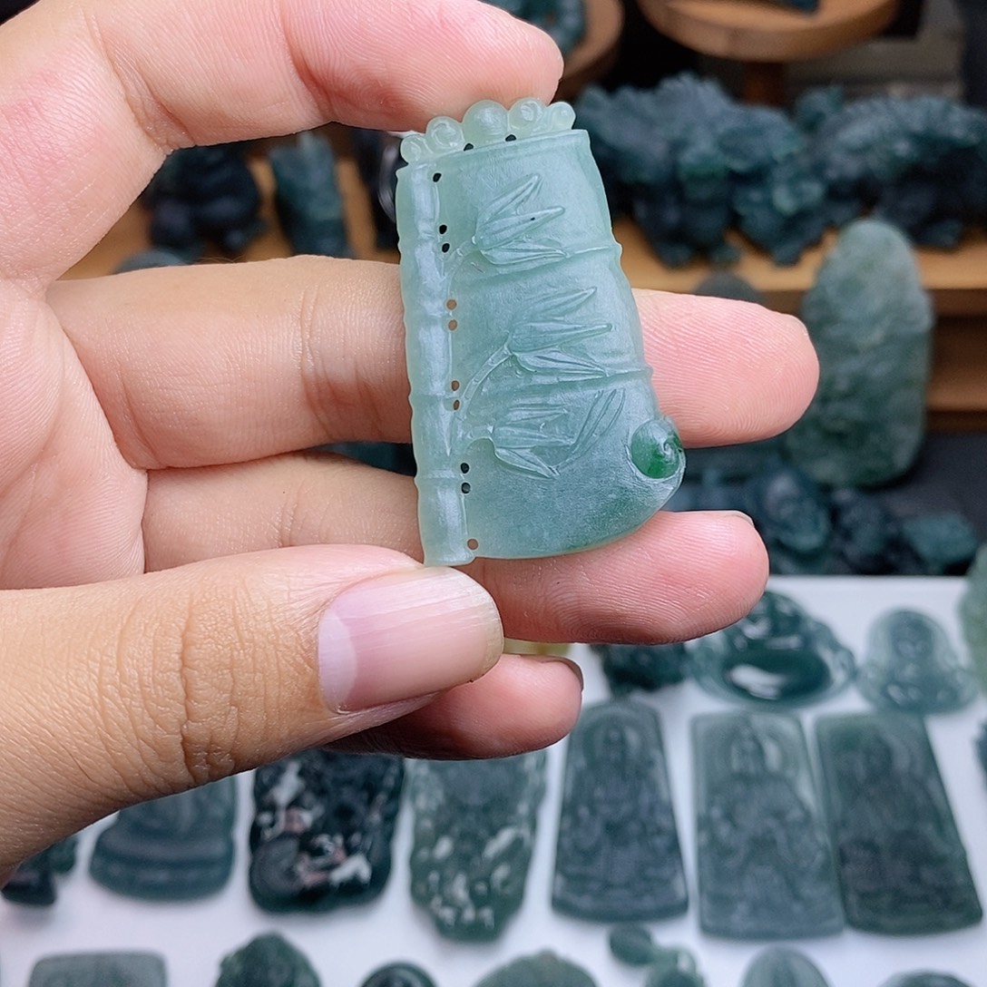 定制翡翠未镶嵌竹节