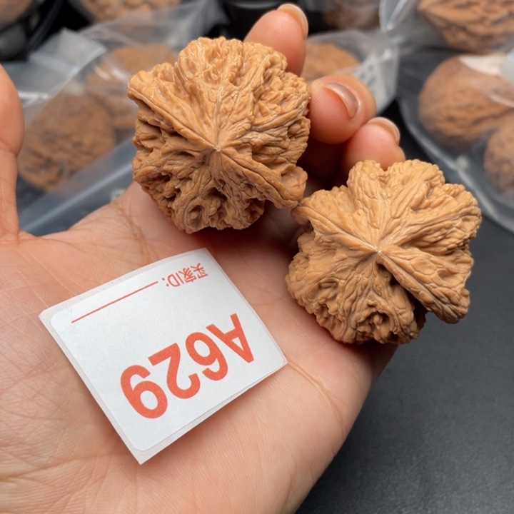 文玩核桃吊坠核桃