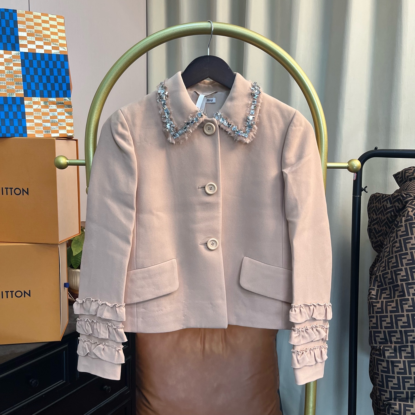 99新 MIU MIU/缪缪 梅芙 浅粉色亮片领口外套 36码