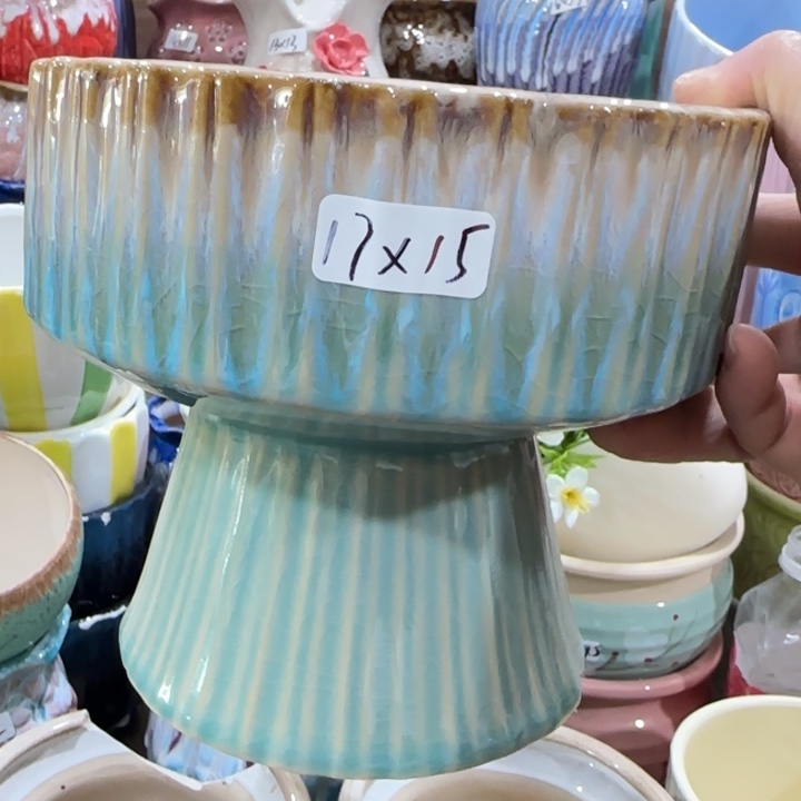 凑9块包邮，有孔，花盆