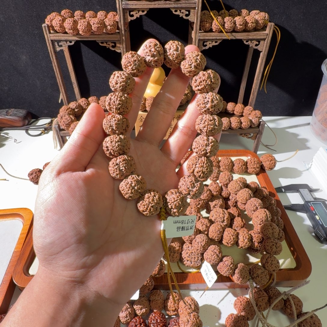 s***金刚菩提吊坠18尺寸梅花超头