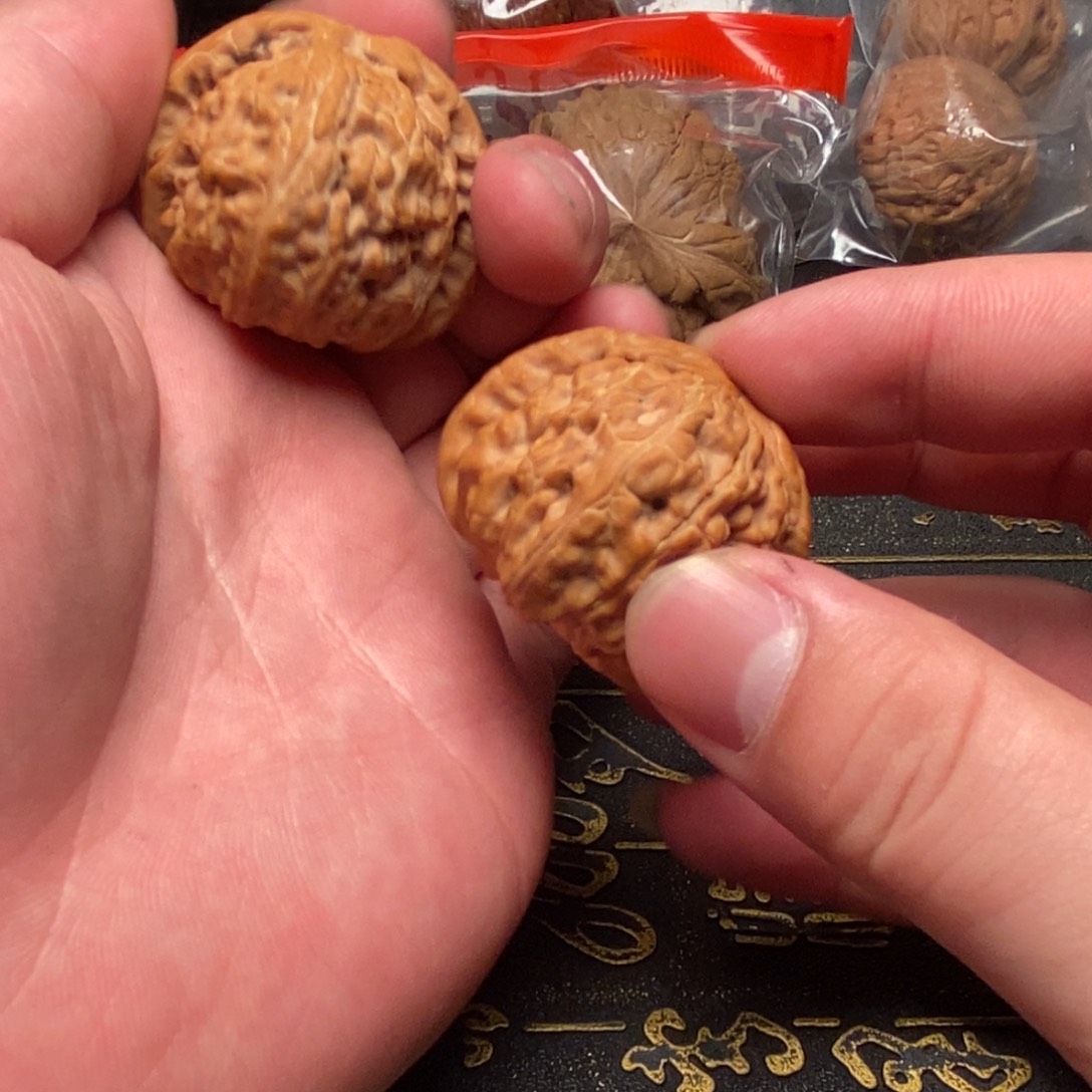 文玩核桃把件?****白狮子