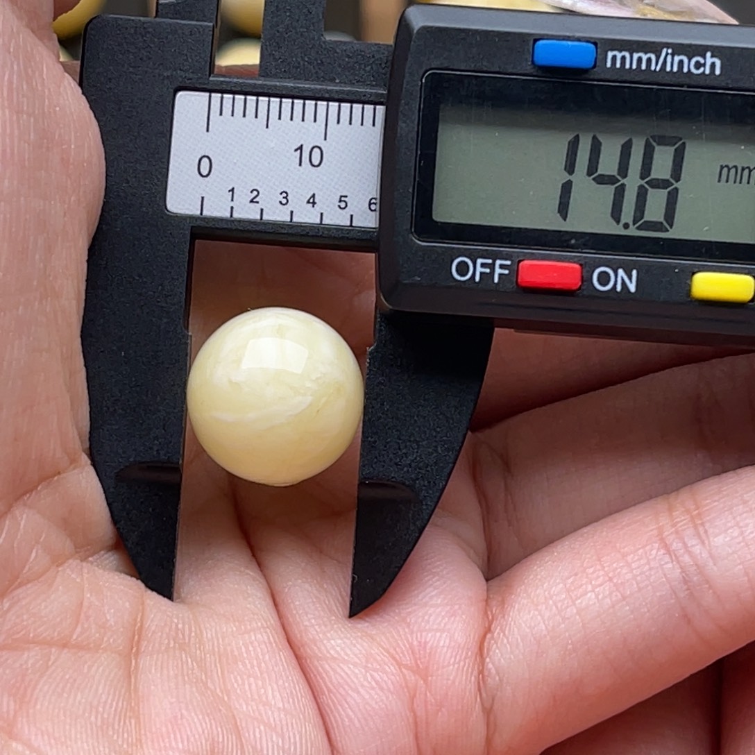 s***车琥珀未镶嵌裸石蜜蜡圆珠微瑕静