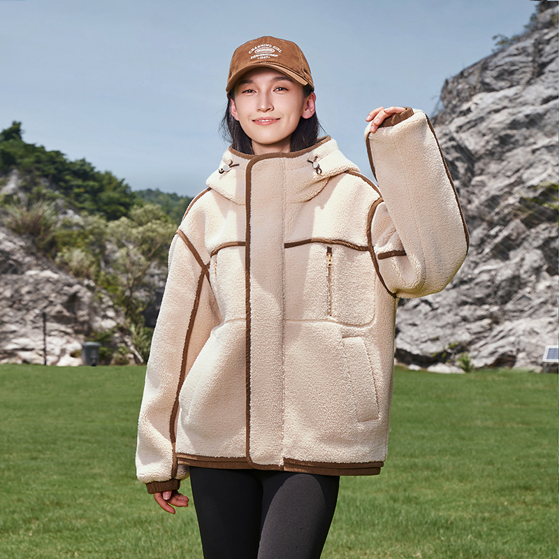 YAYA/鸭鸭摇粒绒冬季户外运动男女同款秋冬保暖羽绒服YE4B011267P