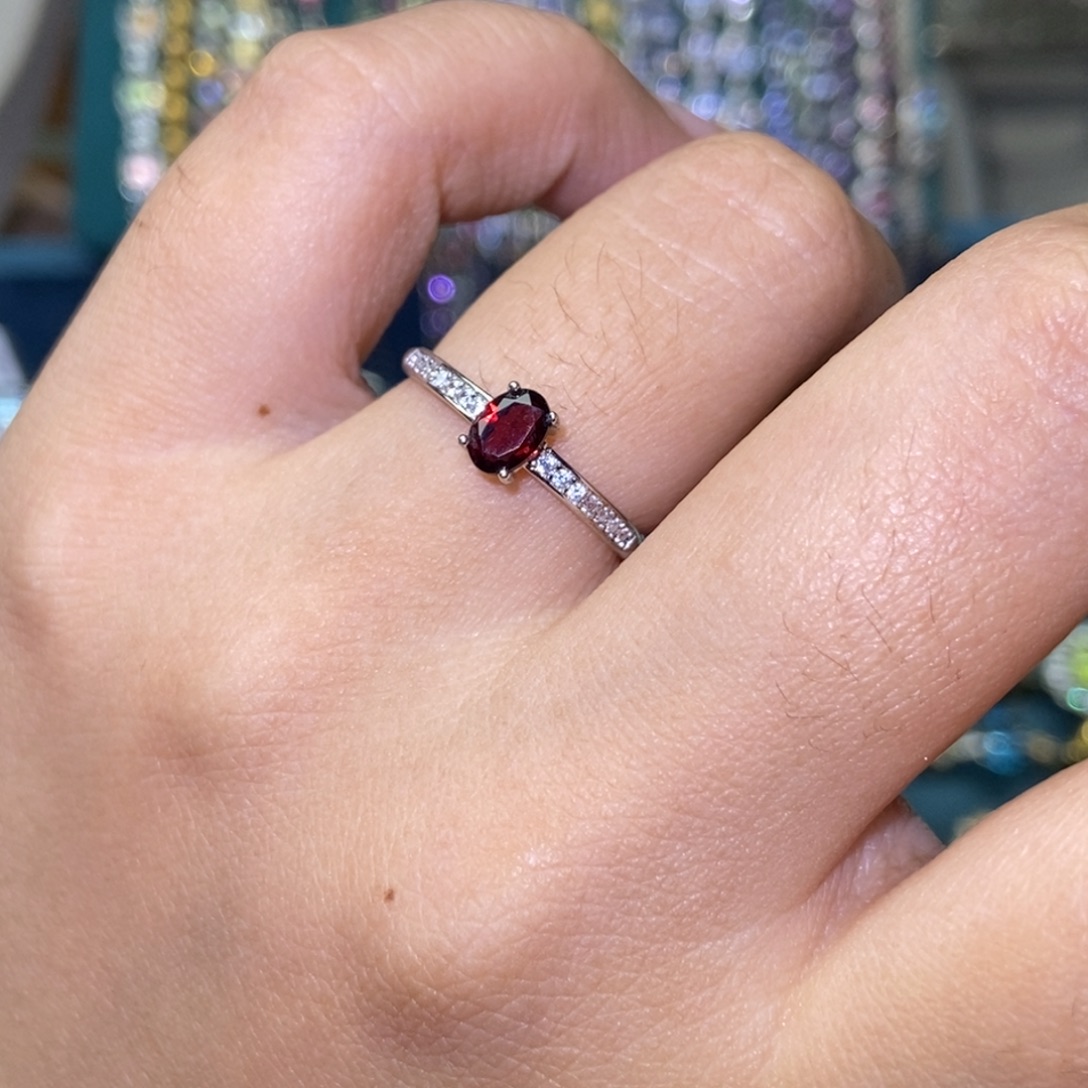 银S925镶嵌戒指石榴石