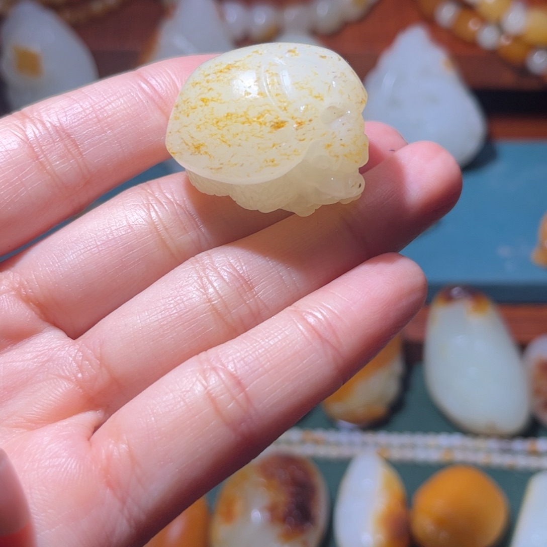 西***霸和田玉未镶嵌颈饰