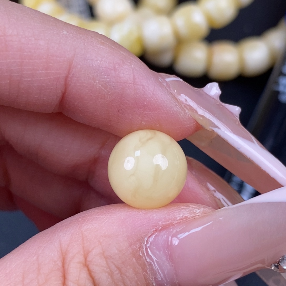 琥珀未镶嵌珠宝奇石212