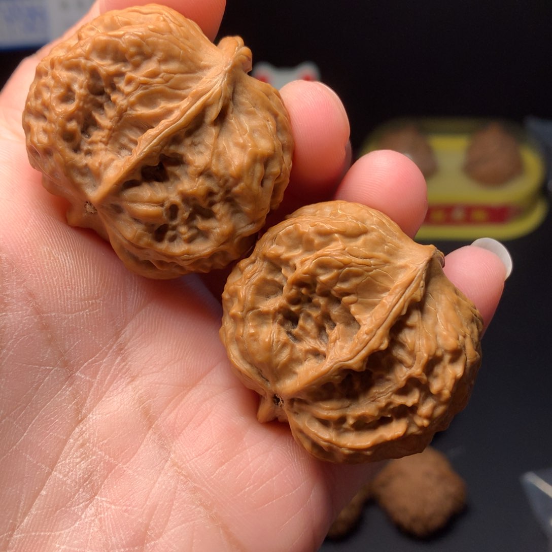 吊坠文玩核桃野狼半壁