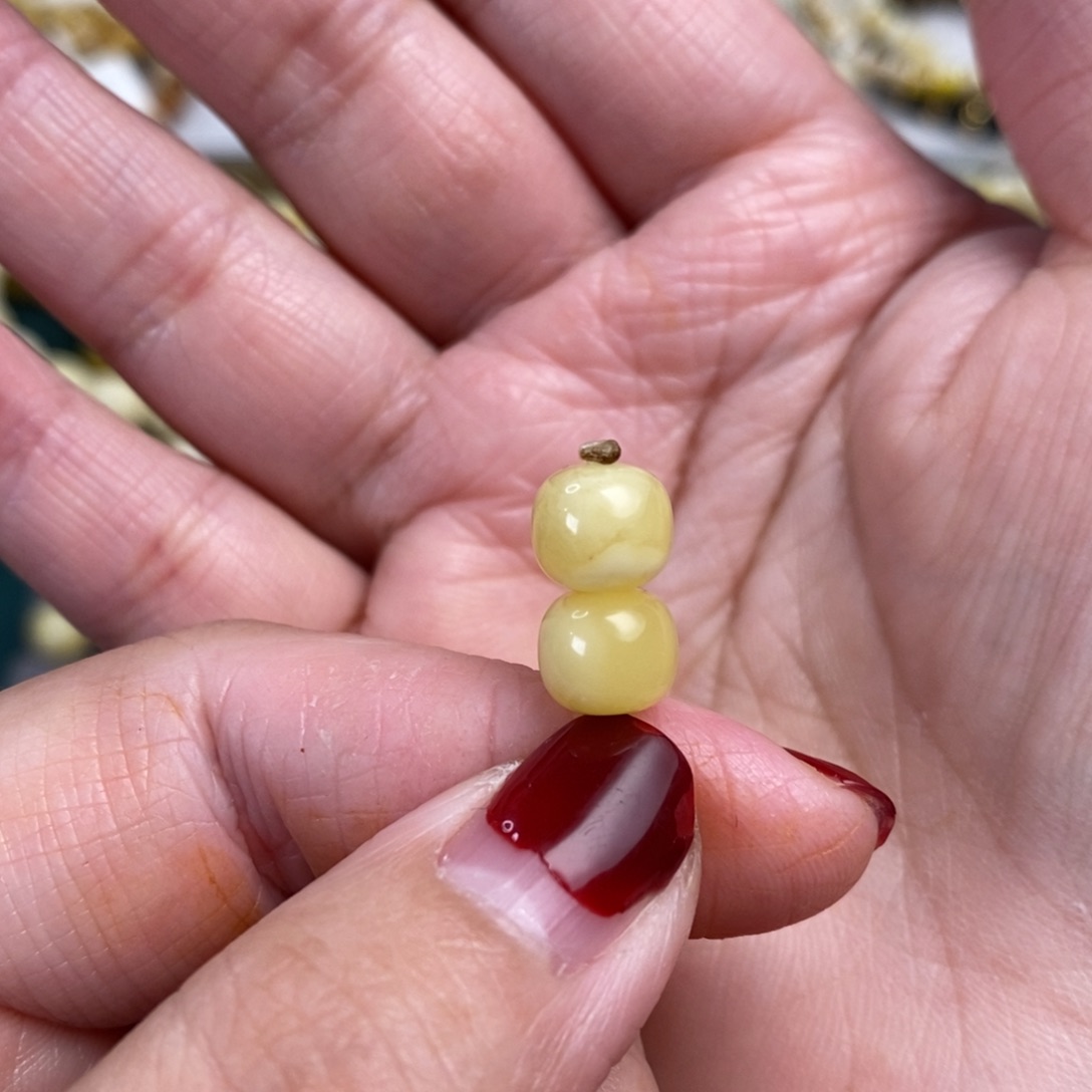 琥珀裸石未镶嵌阿尔卑斯奶白对珠8×7