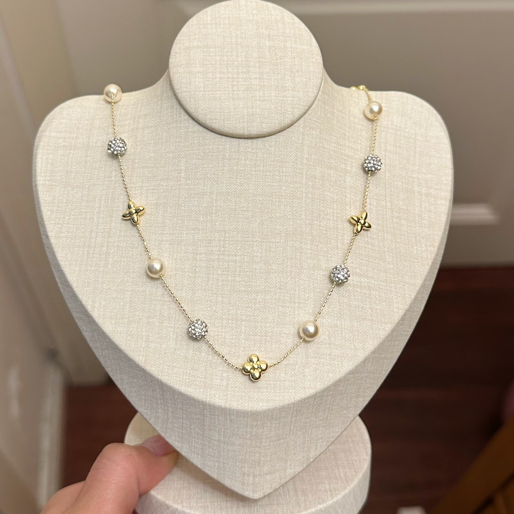 铜合金合成锆石项链 X0102 时尚气质老花满天星项链