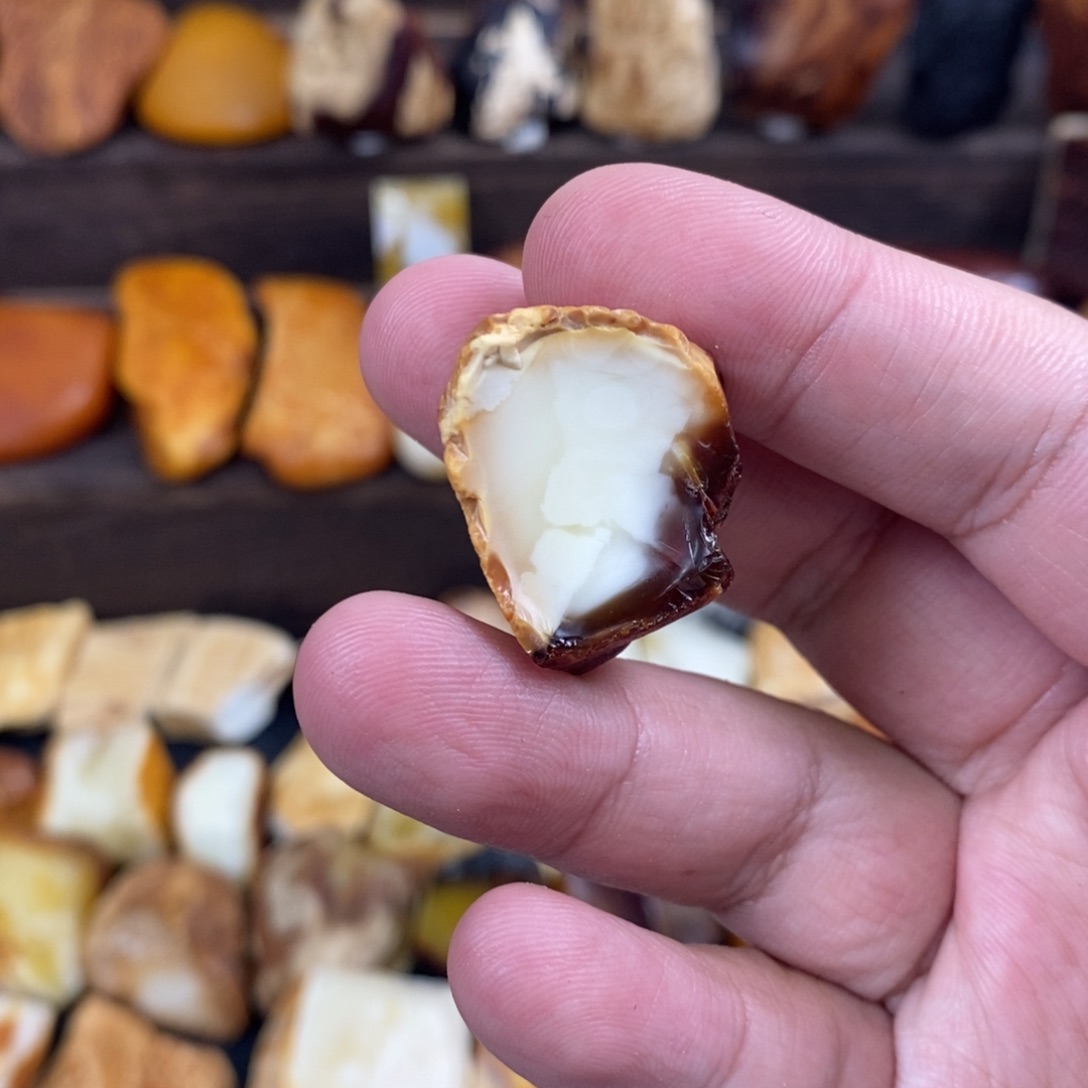 定制琥珀未镶嵌蜜蜡定制13*12老型