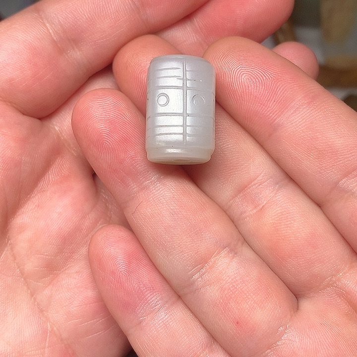 未镶嵌和田玉（糖玉）挂件