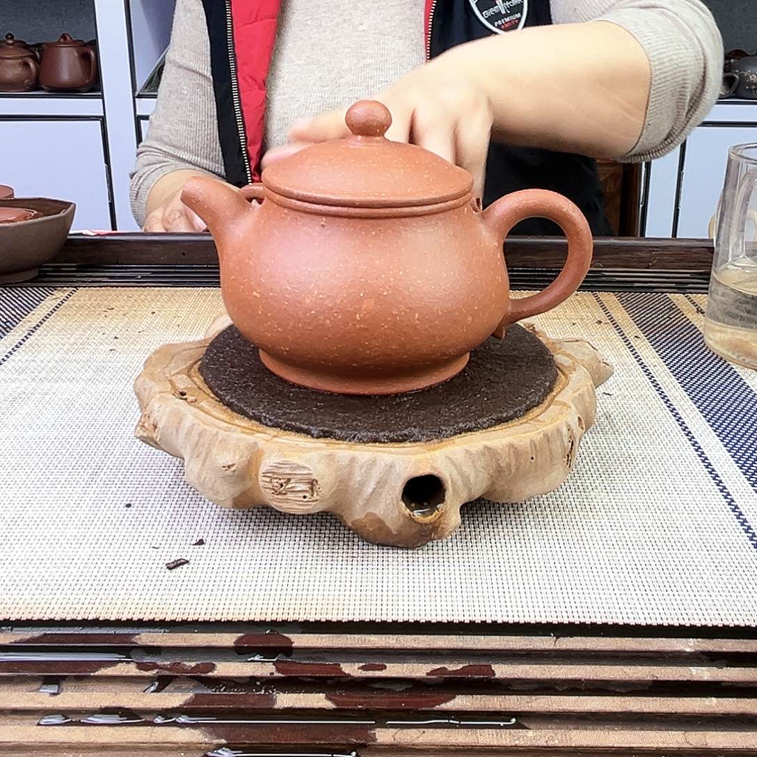 紫砂茶壶宜兴紫砂红降坡230c c