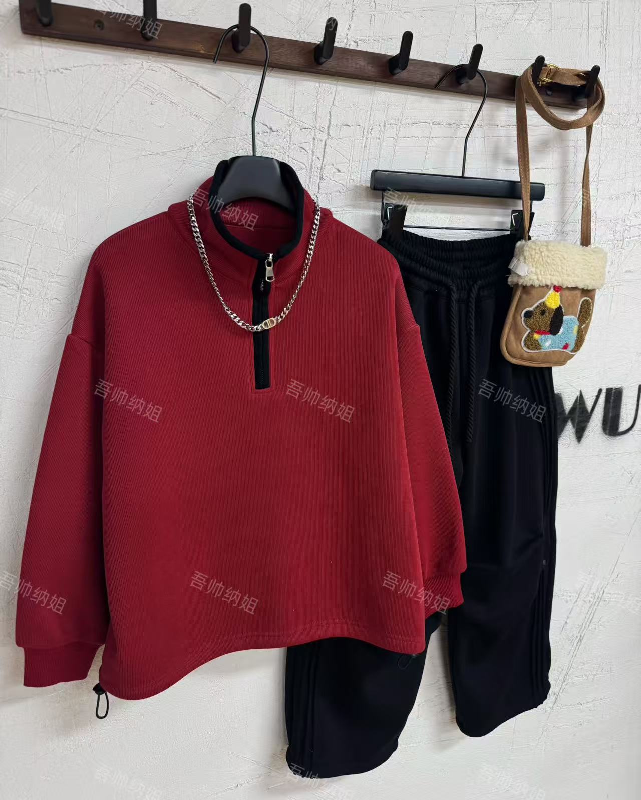 吾2025【Y】10月20日 加绒儿童潮酷红色半拉链立领卫衣2828-