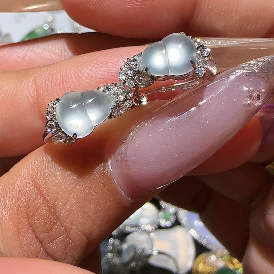 【闪购商品】18K金镶嵌翡翠耳饰天然