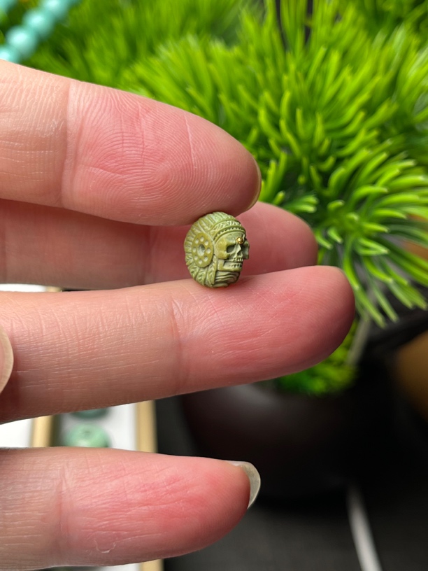 湖北十堰原矿绿松石骷髅扣