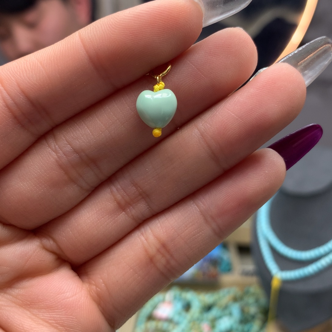 绿松石挂件未镶嵌