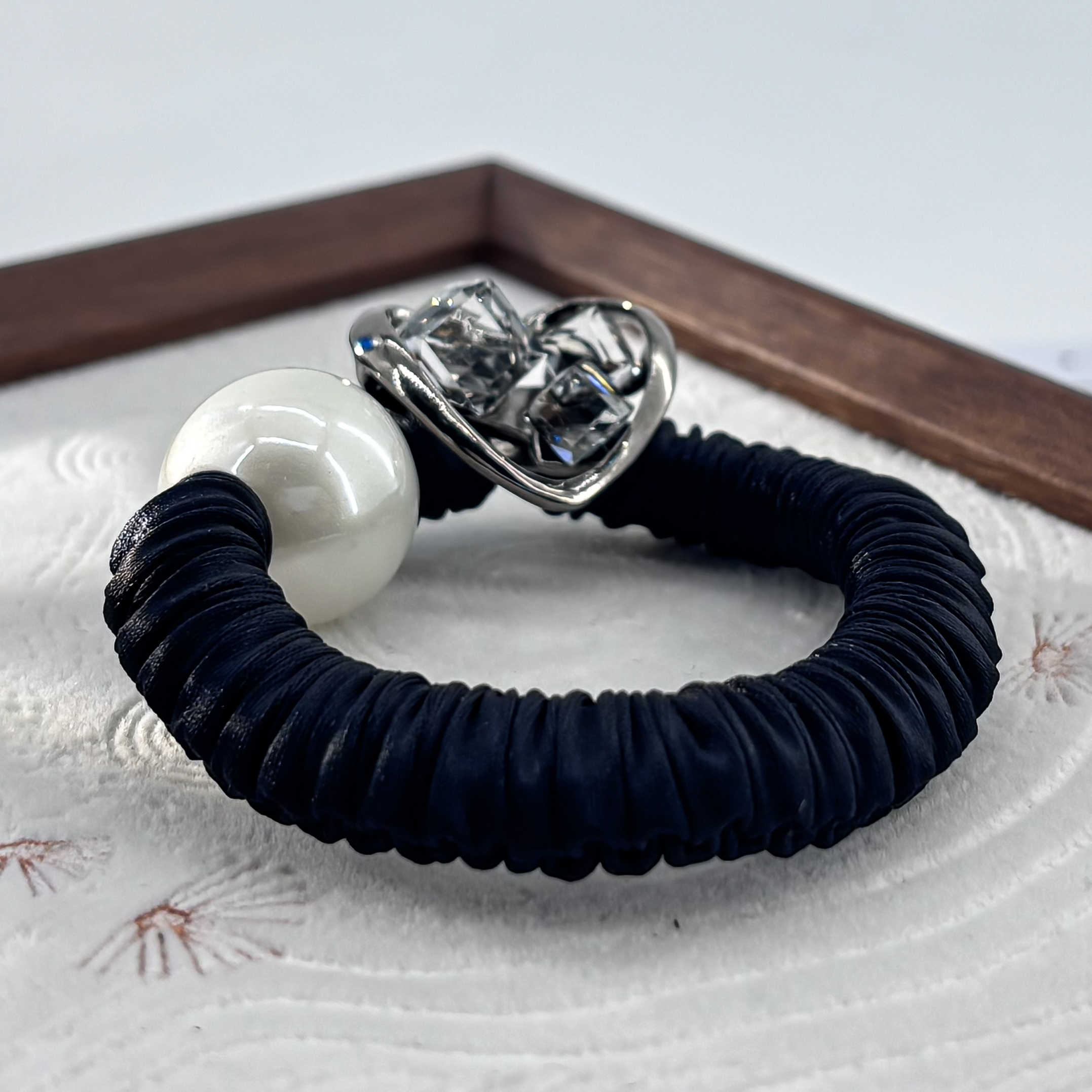 5001珍珠爱心高弹力发圈