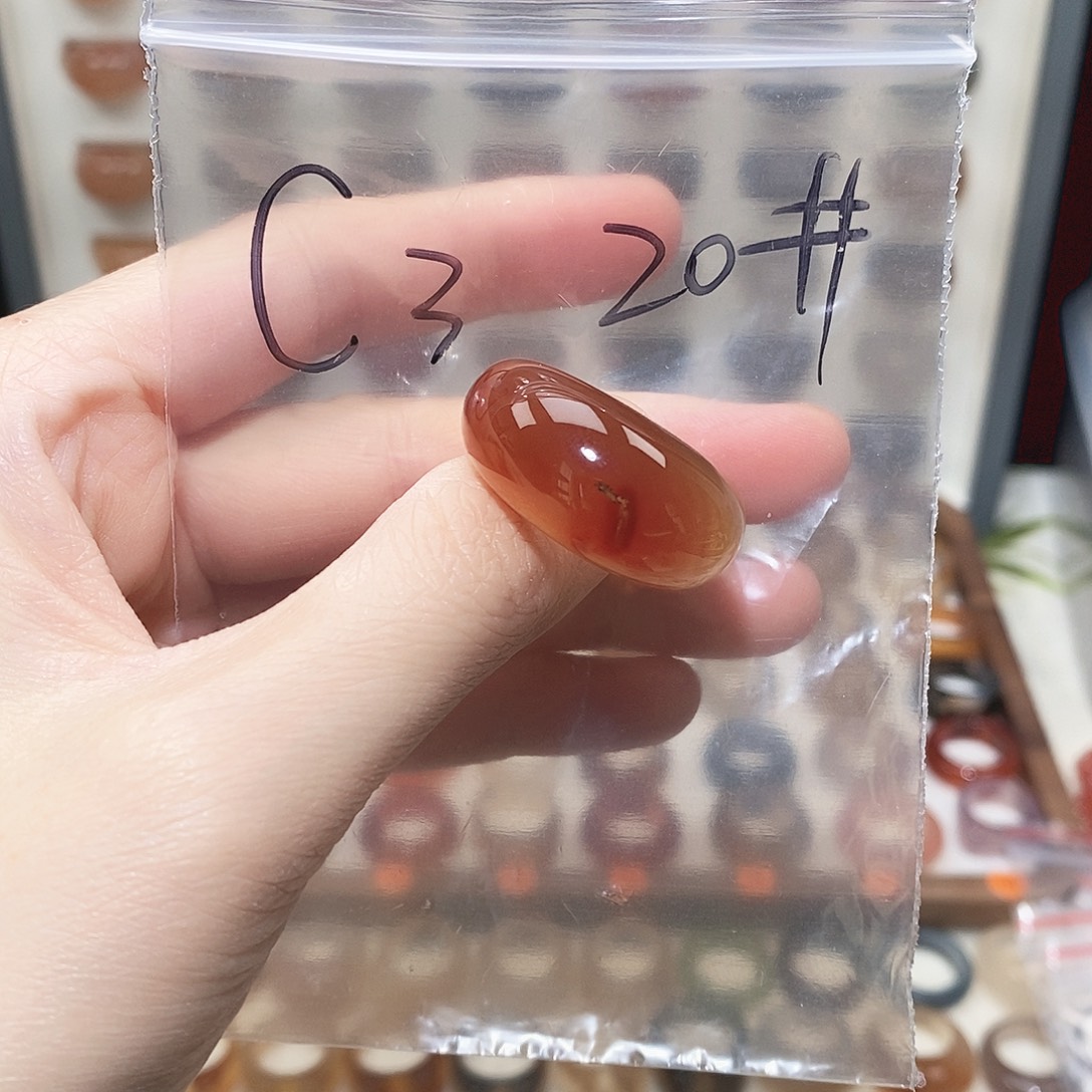 玛瑙/玉髓未镶嵌戒指港20码微瑕不退换