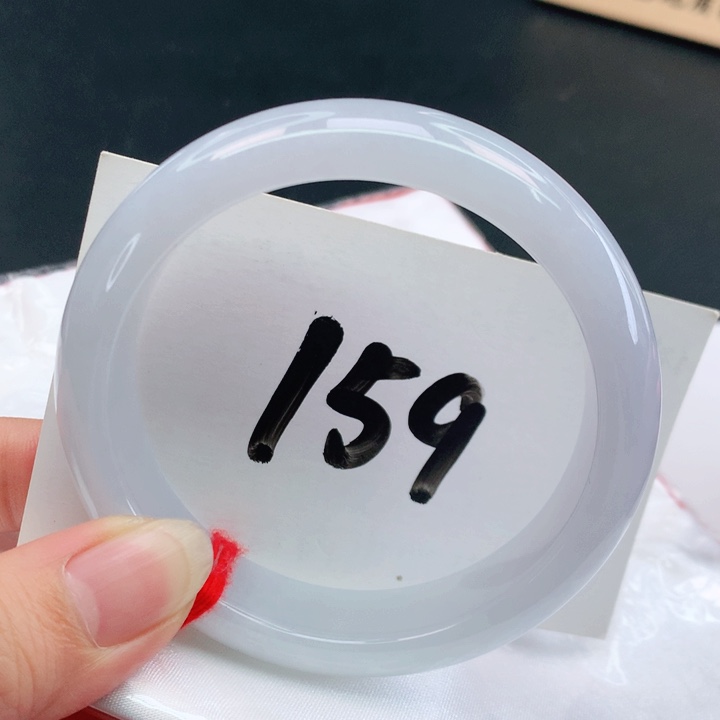 翡翠未镶嵌手镯正