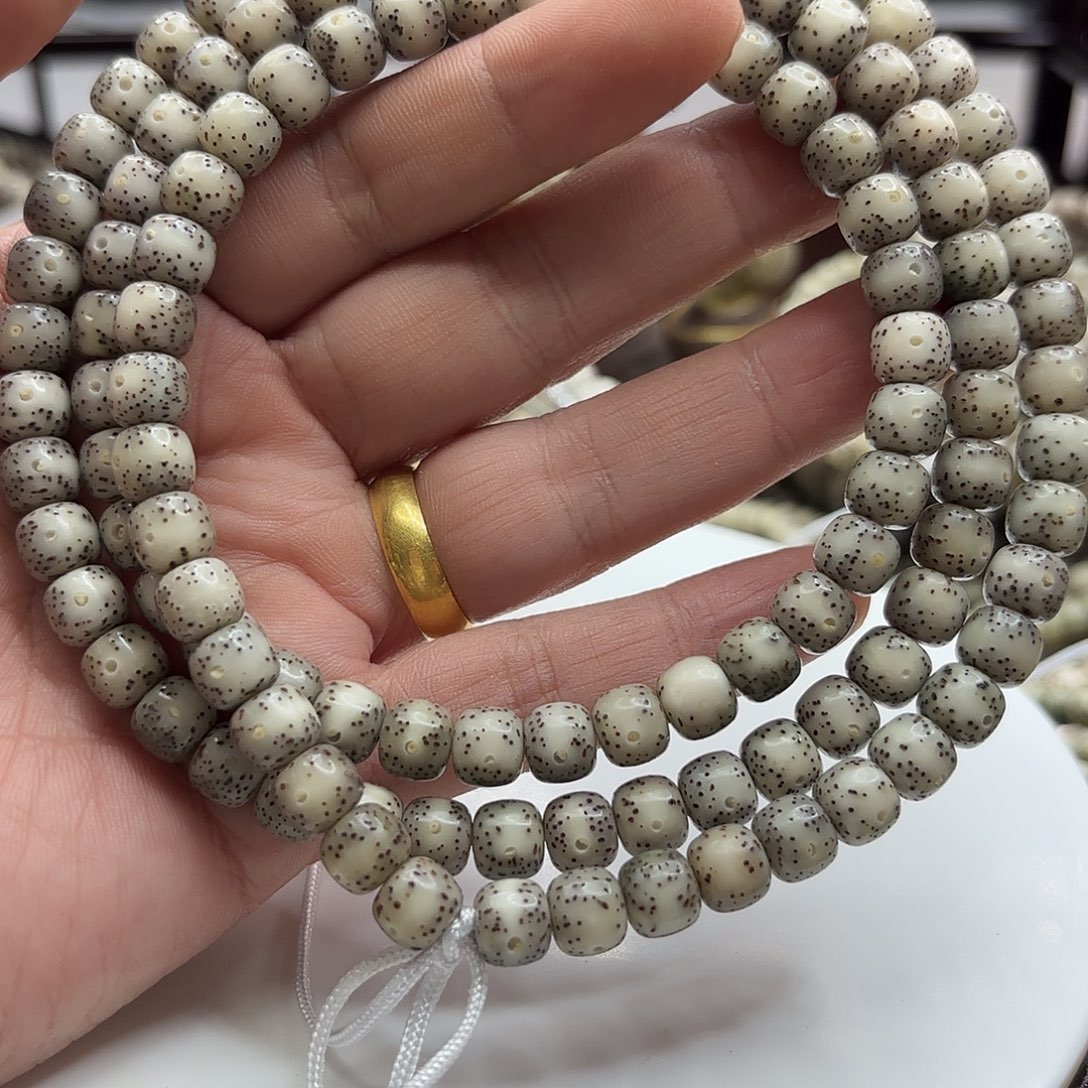 手串星月菩提87冰糖大通体留白