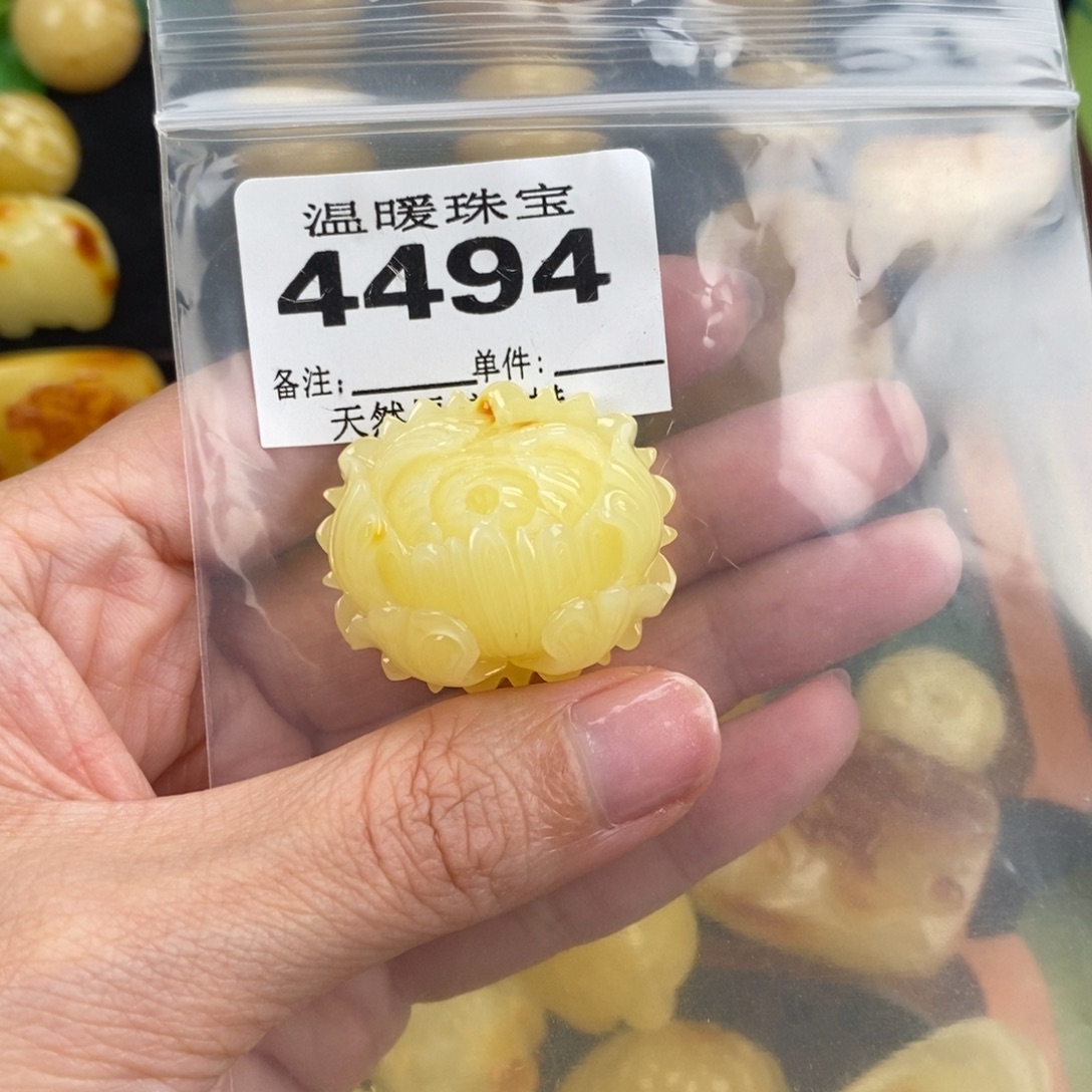 琥珀未镶嵌珠宝奇石裸石